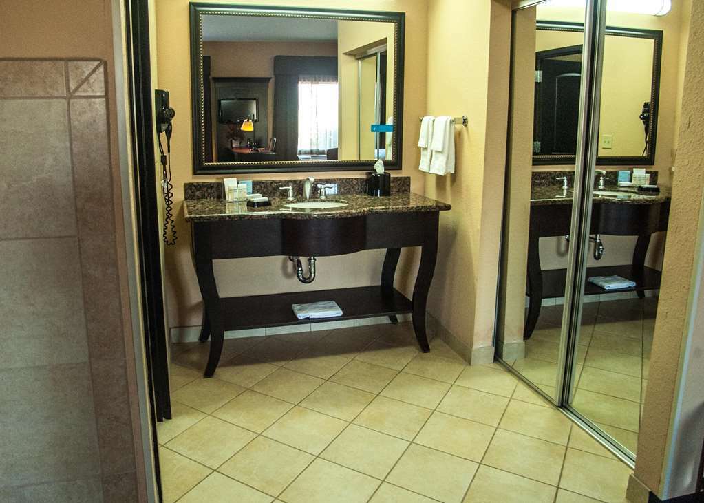 Hampton Inn & Suites Palestine Room photo