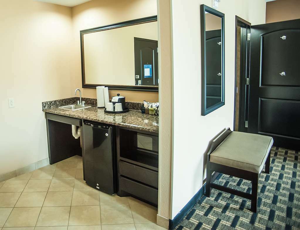 Hampton Inn & Suites Palestine Room photo